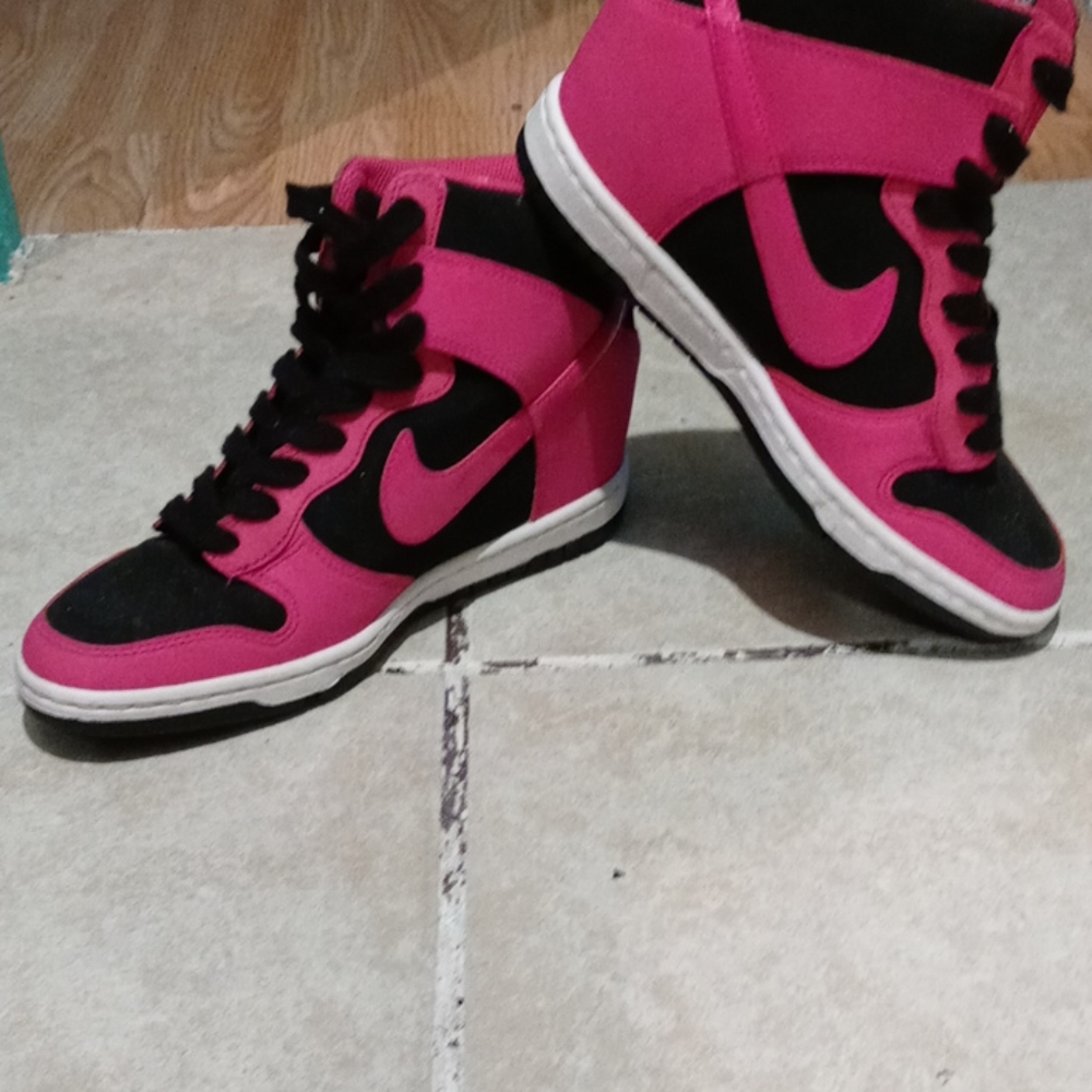 Pink and black Nike Dunks